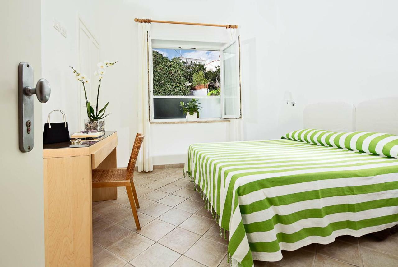 Hotel La Tosca Capri Esterno foto
